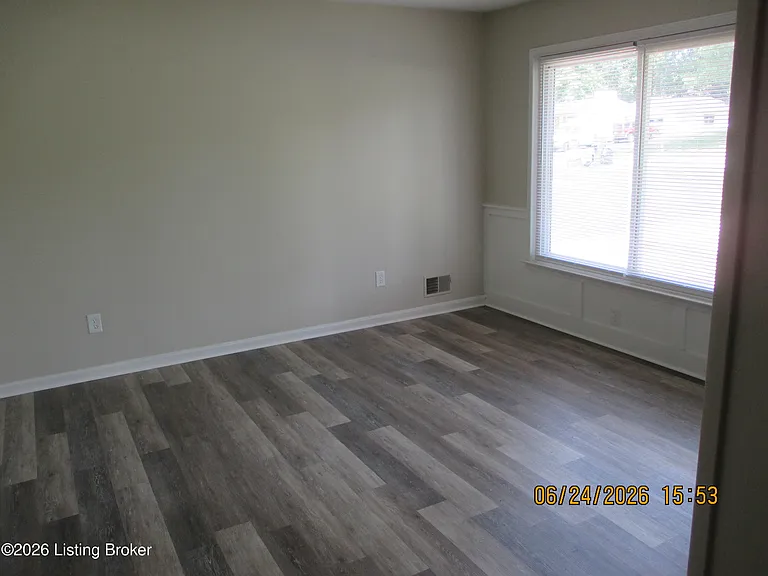 5404 Windy Willow Dr — Photo 21