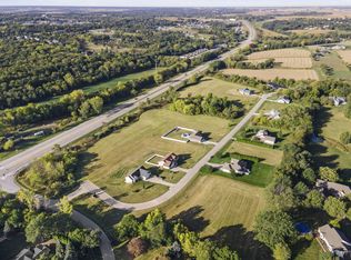 2621 Anna Elizabeth Ln, Muscatine, IA 52761