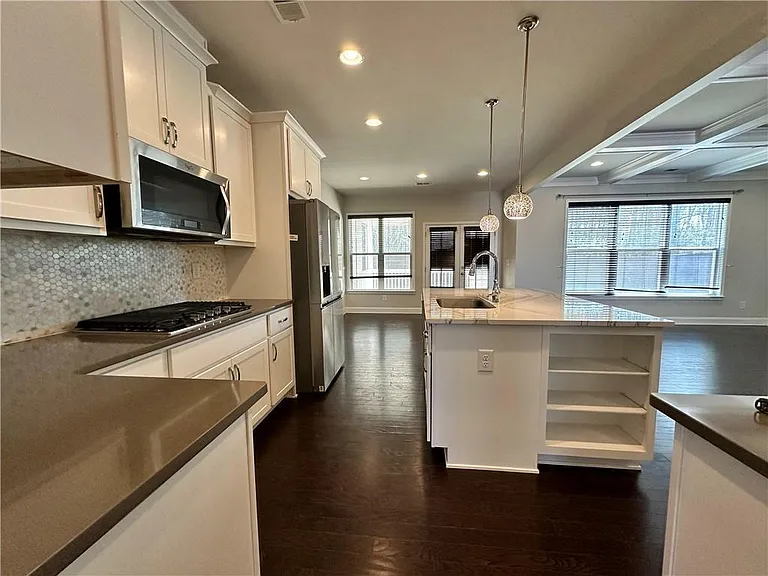 3253 Cavendish Ct — Photo 13