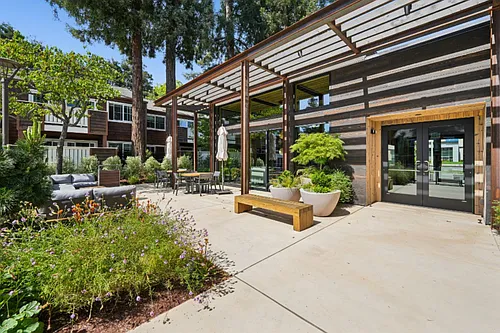 Peartree Apartments Photo 1 Peartree Apartments Photo 1