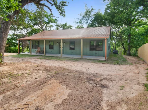 22522 Pine St, Flint, TX 75762