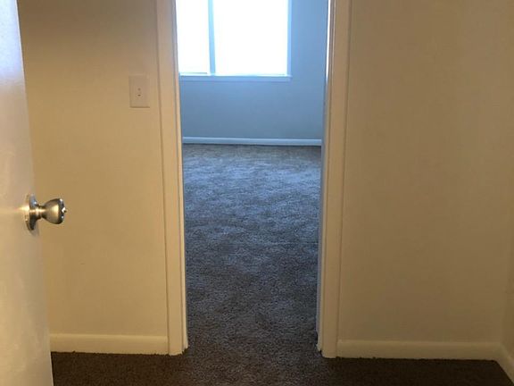 2nd image of 1049 Harold Dr