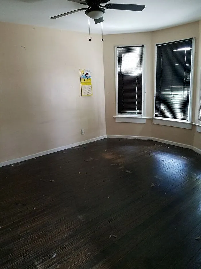 7 bed, 2.0 bath, $3,995 — Photo 2