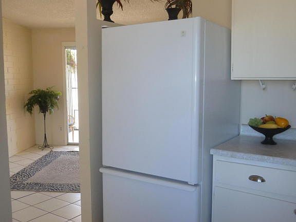 5th image of 2322 E Parkside Dr