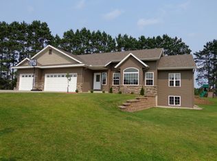 1539 Meadow View Ln, Stevens Point, WI 54482