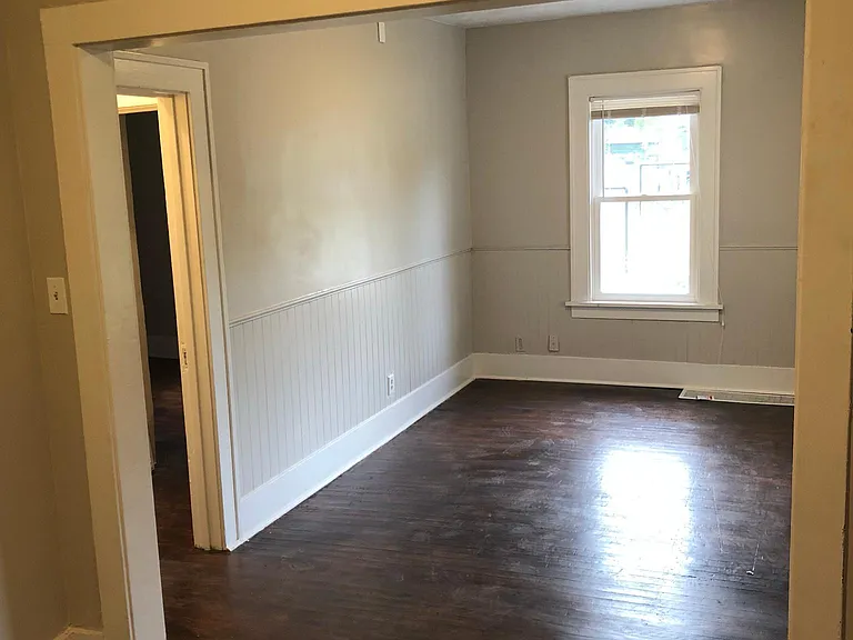 3111 N 48th Ave — Photo 3