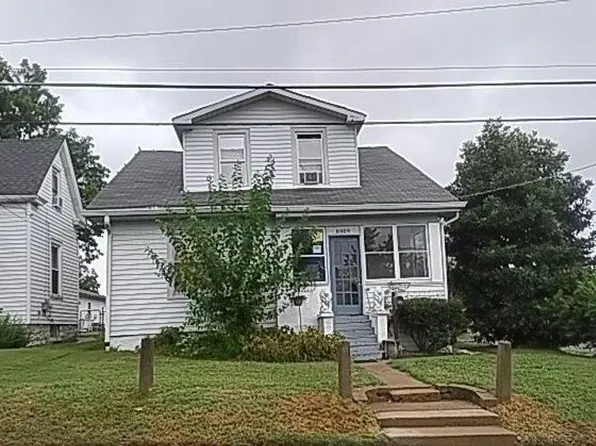 8909 W Pendleton Ave, Saint Louis, MO 63144
