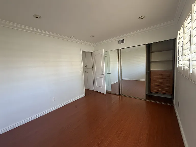 8073 Worthy Dr — Photo 8