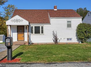 104 Northwood Dr, Harrisburg, PA 17109