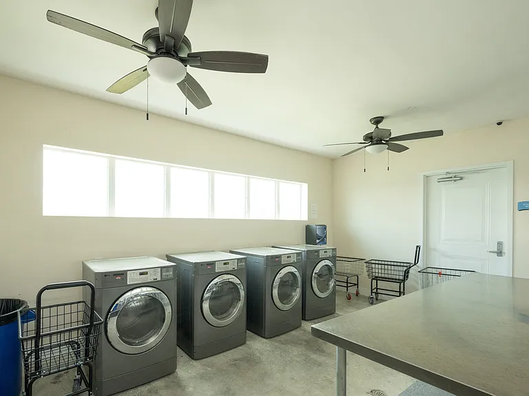 2706 Flagler Ave #1 — Photo 9