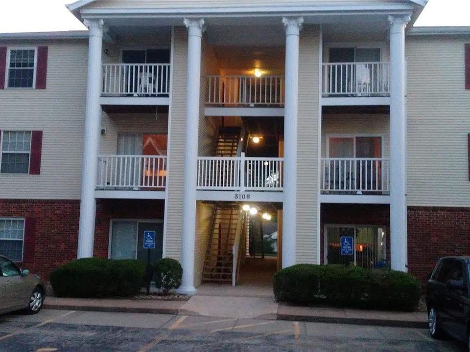 1st image of 3108 Edwards Pl APT 204