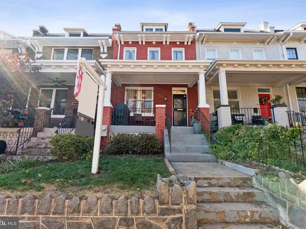 1142 4th St NE, Washington, DC 20002