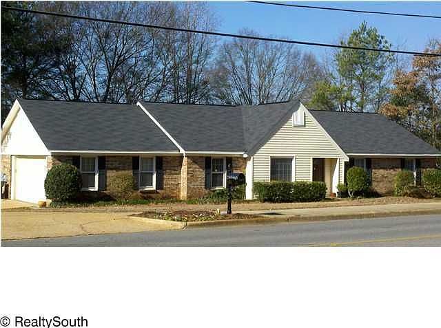 2nd image of 2314 Academy Dr