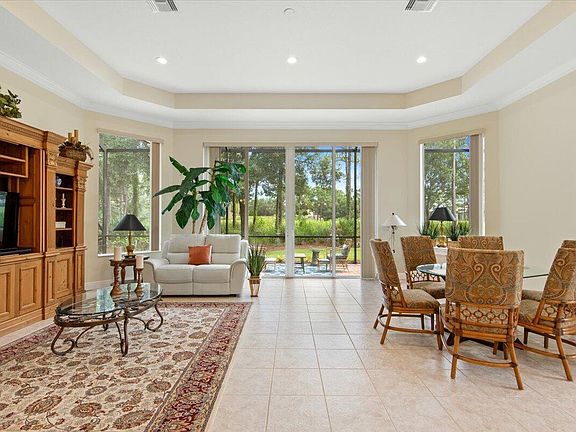 2nd image of 9301 Briarcliff Trace