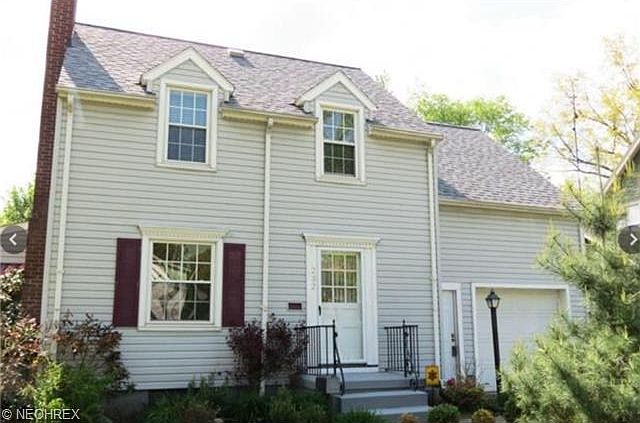 1st image of 232 Woodbine Ave SE