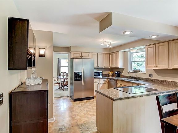 2nd image of 5124 Polen Dr