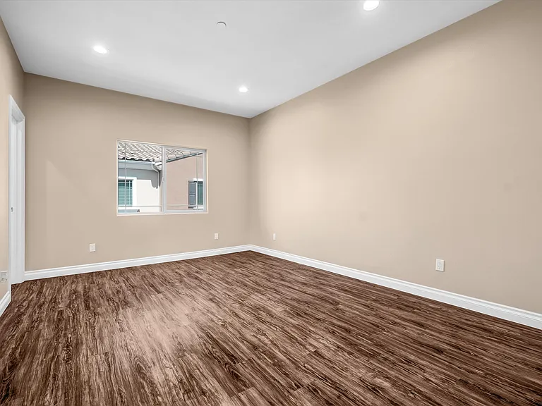 14095 Edwards St — Photo 24