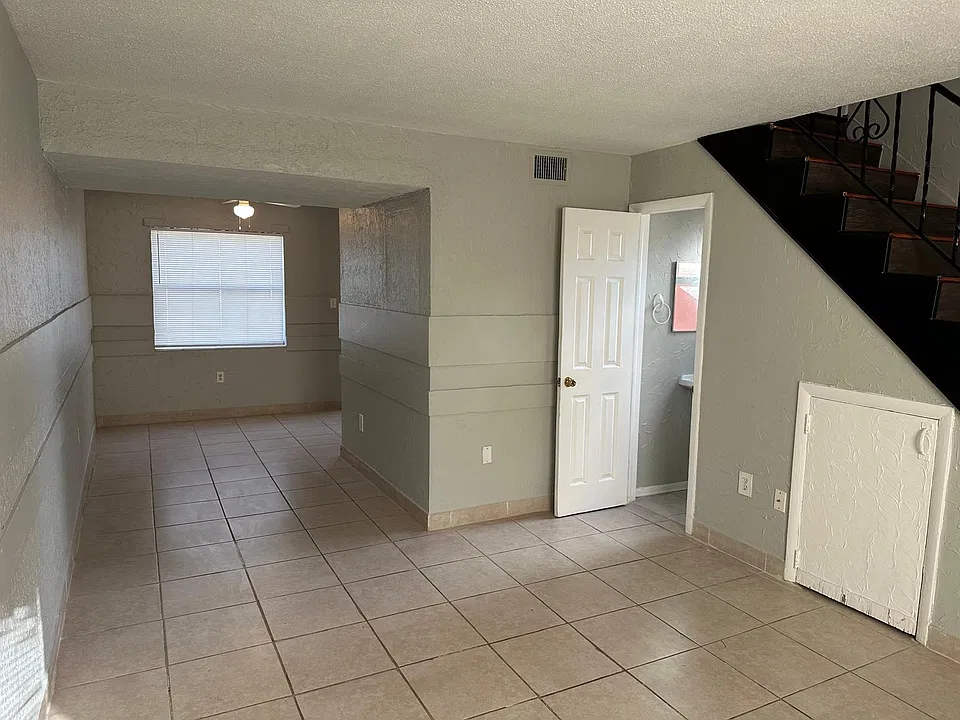 50 Needle Blvd #1