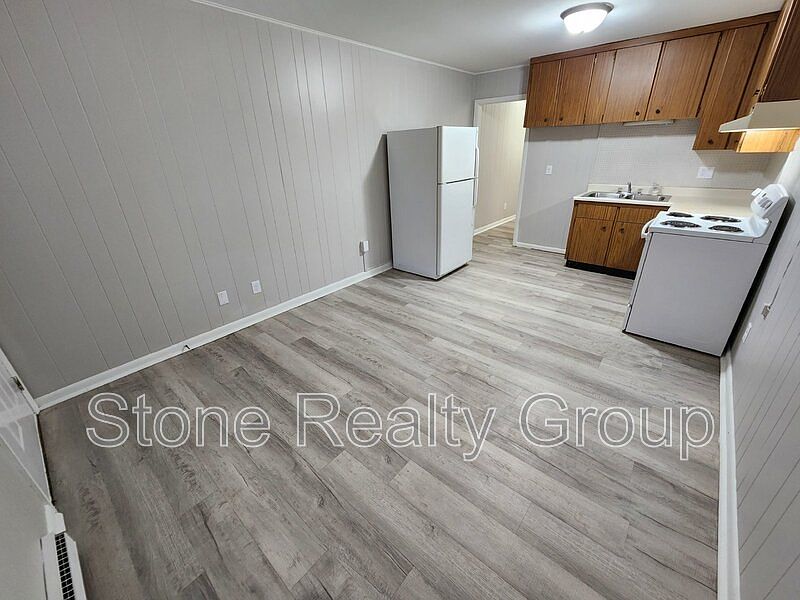 2nd image of 630 Ash St APT 45