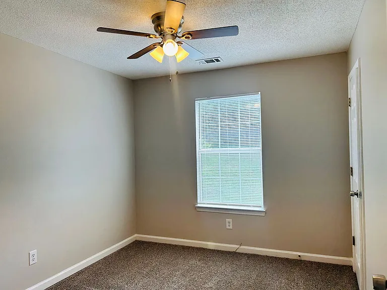 7018 New Dale Rd — Photo 10