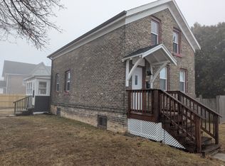 1201 S 11th St, Manitowoc, WI 54220