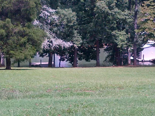 Crystal Cres, Mooresville, NC 28117