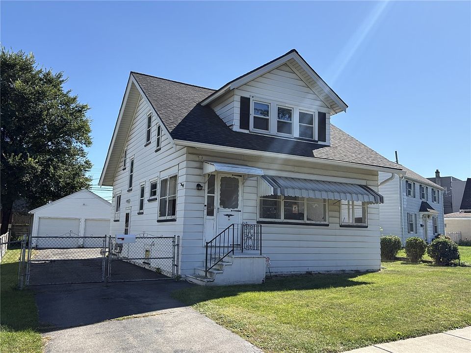 1st image of 32 Walzer Rd