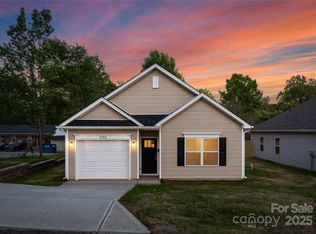 1231 Edgewood Rd, Charlotte, NC 28208