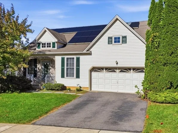 14 Kyle Dr, Lopatcong Twp., NJ 08865