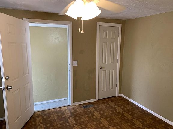 5th image of 507 E Virginia Ave