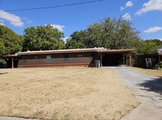 2817 NW Morningside Dr, Lawton, OK 73507