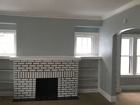 2nd image of 12710 Iowa Ave