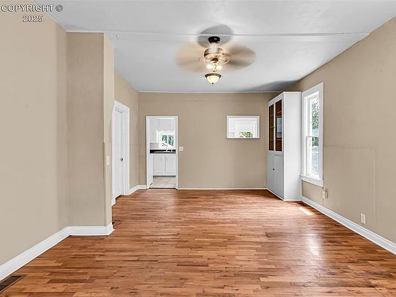 4th image of 120 Greenwood Ave