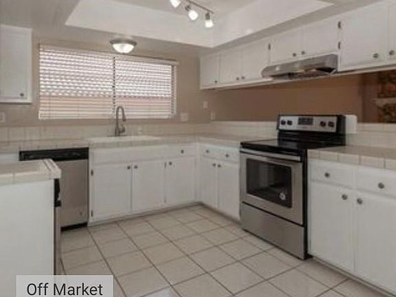 3rd image of 18161 Country Glen Ln