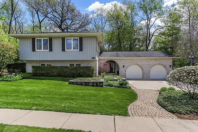 1st image of 2353 Knollwood Dr