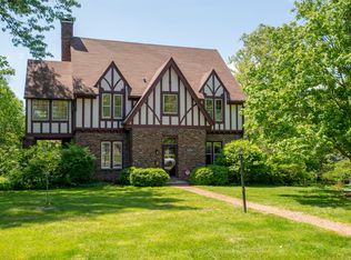 911 Crestland Ave, Columbia, MO 65203