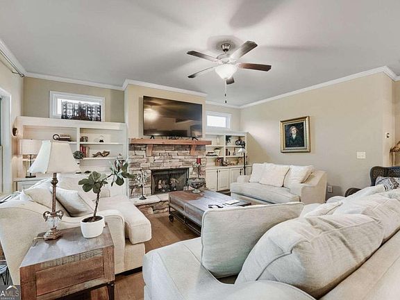 5th image of 486 Riverwalk Manor Dr