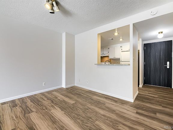 5th image of 1777 Larimer Street #2105