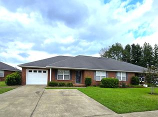 3563 Beacon Dr, Sumter, SC 29154