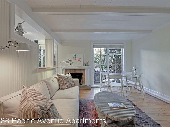 5th image of 2988 Pacific Ave APT 6