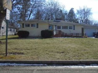 420 E McArthur St, Corunna, MI 48817