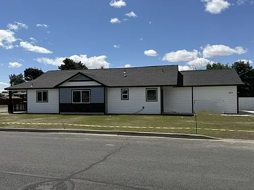 503 D St SE Photo 1