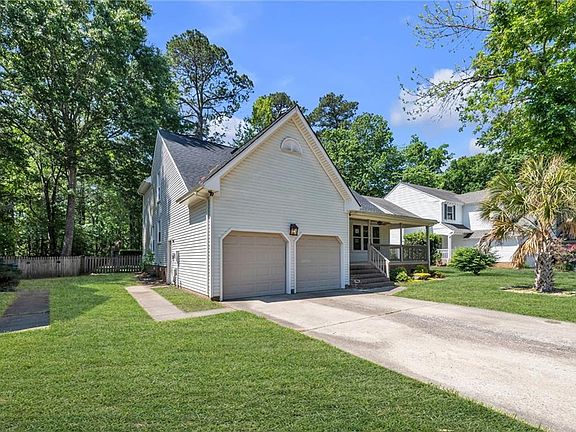 3rd image of 549 Broad Bend Cir