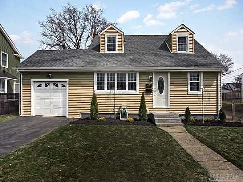 1st image of 27 Lenore Ave