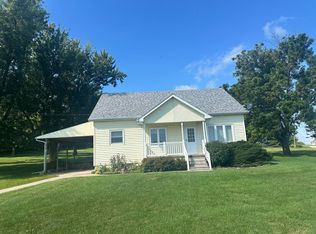 711 Main St, Howells, NE 68641