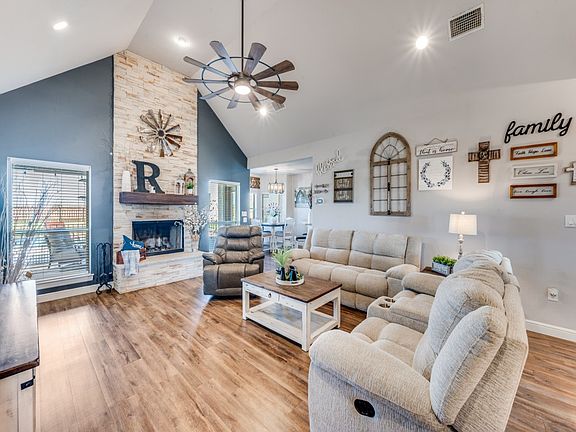 5th image of 1195 Hog Town Rd