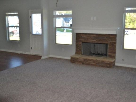 4th image of 84 Emily Anne Way