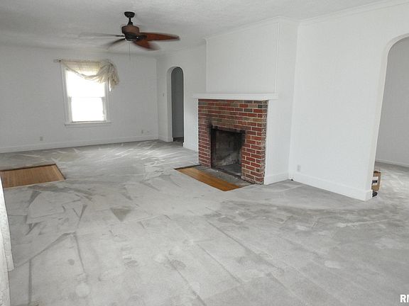 5th image of 1609 W Gilbert Ave