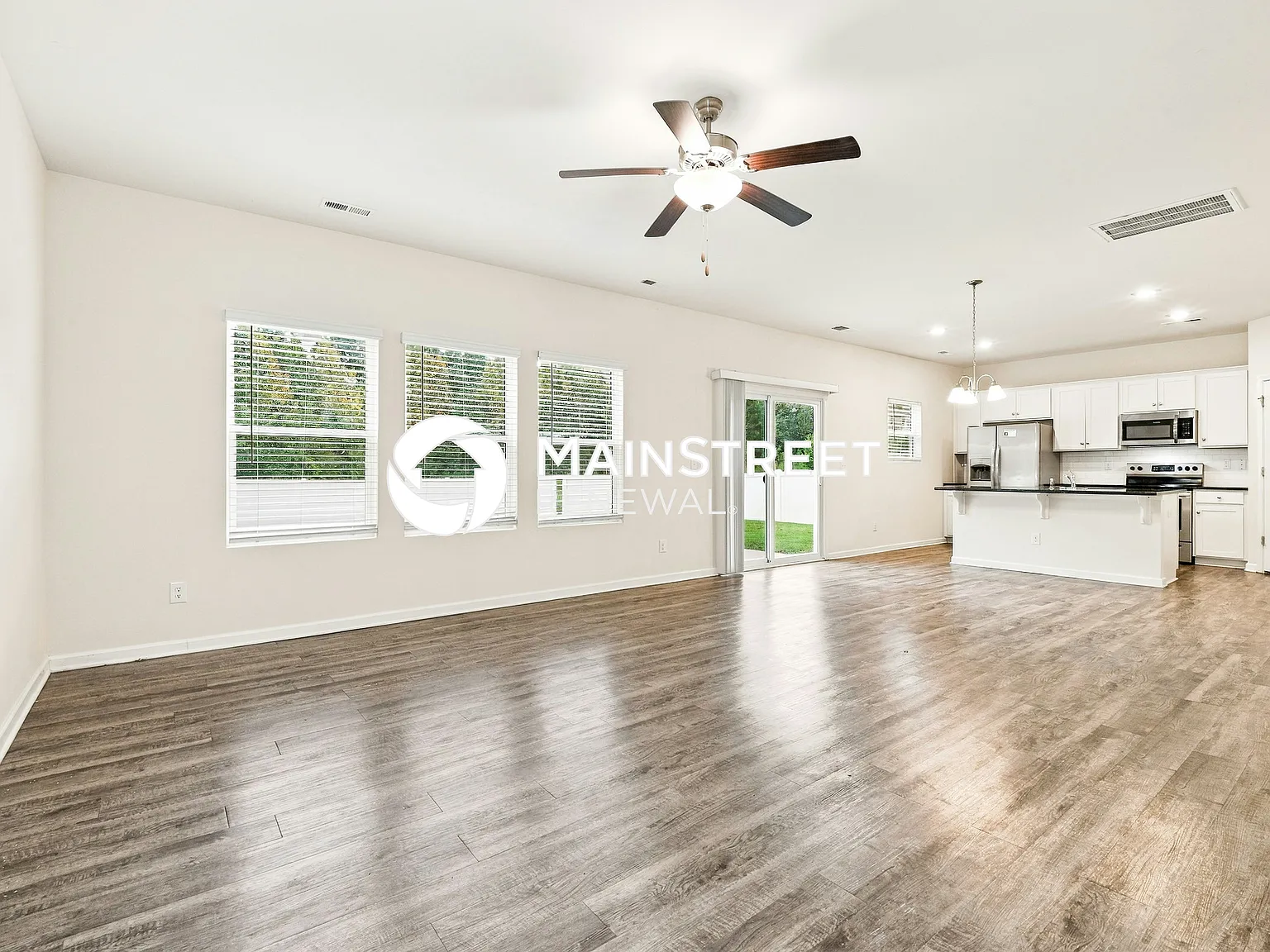 13026 Joclaire Court — Photo 2