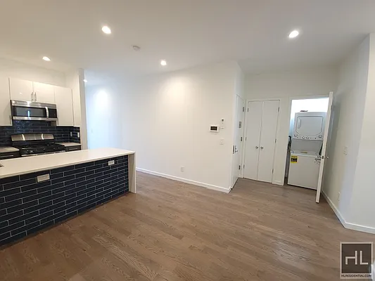 Rented by Highline Residential | media 16